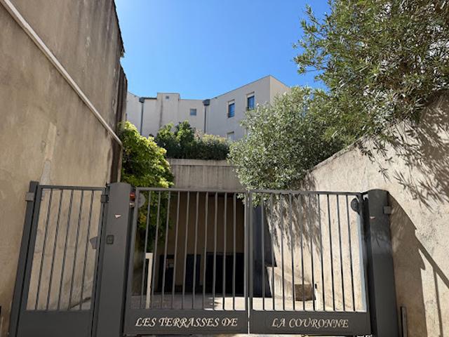 Garage location à Puech du Teil, Nîmes