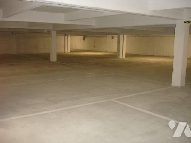 Garage location à Saint-Quentin, Saint-quentin