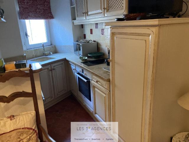 Studio location à Arrondissement de Draguignan, Cogolin