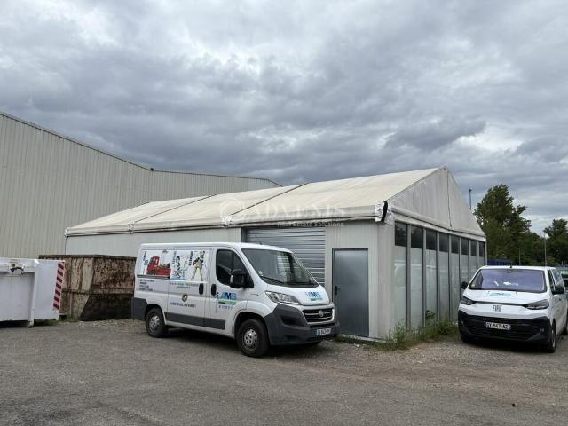 Local Commercial location à Strasbourg, Hoenheim