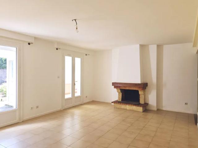 Maison location à Saintes
