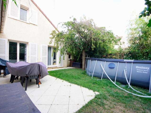 Maison location à Évry, Petit-bourg