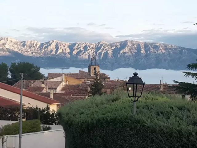 Maison location à Aix-en-Provence, Peynier