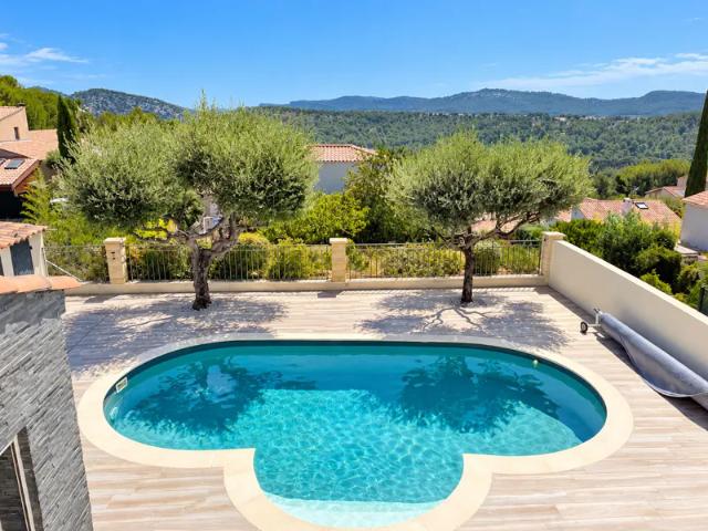 Maison location à Carnoux-en-Provence, Bouches-du-Rhône