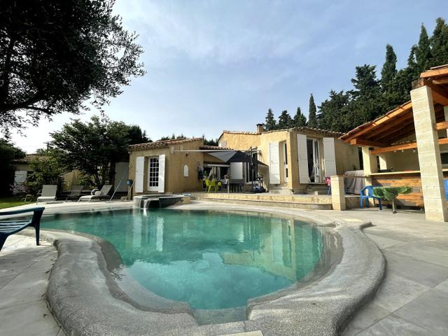 Maison location à Aix-en-Provence, Pélissanne