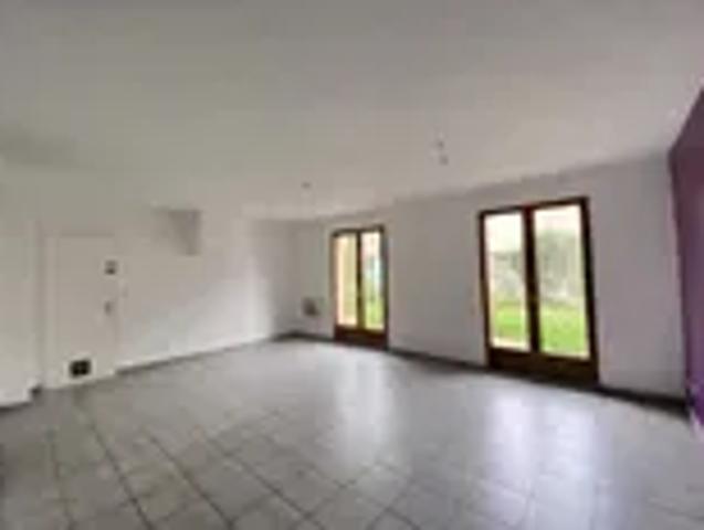 Maison location à Saint-Symphorien-d'Ozon, Rhône