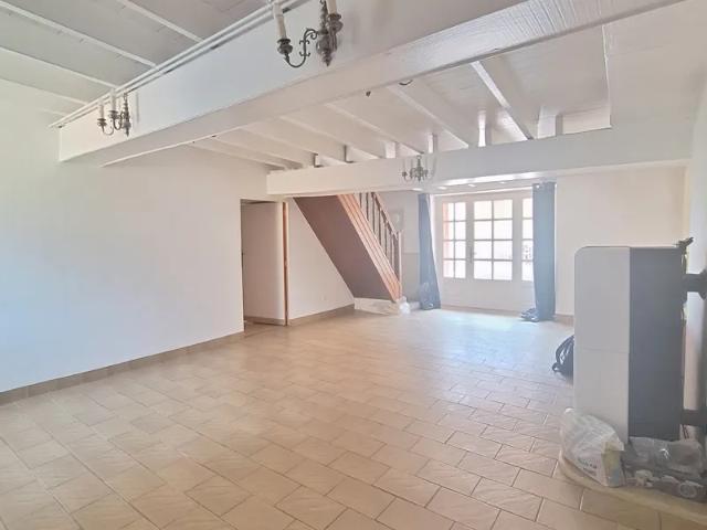 Maison location à Bellac, Razès