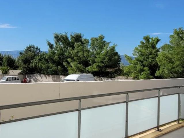 Maison location à Aix-en-Provence, Trets