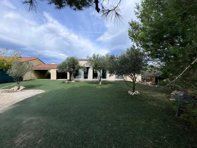 Maison location à Lodève, Saint-paul-et-valmalle