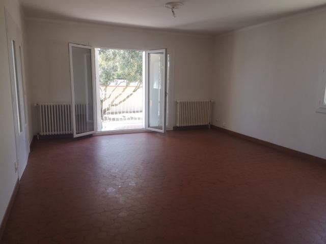Maison location à Saint-Jauzy, Péchabou