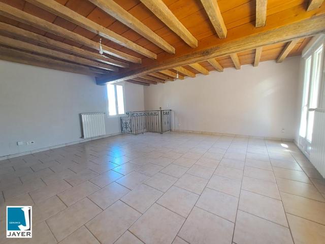 Maison location à Louhans-Châteaurenaud, Ouroux-sur-saône