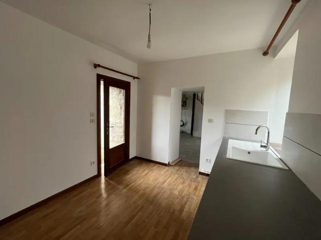Maison location à Les Casernes, Mende