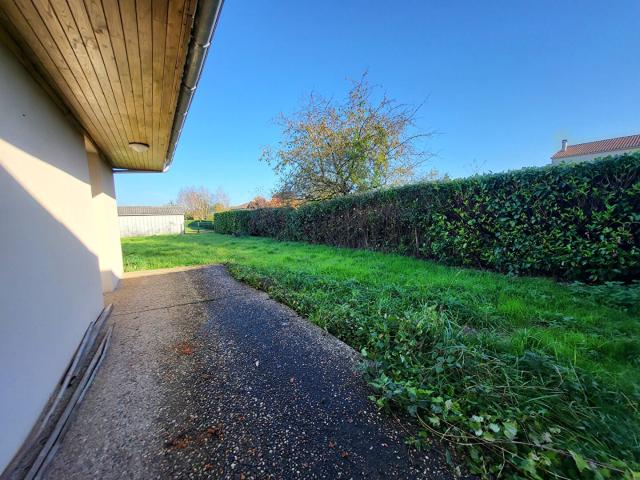 Maison location à Sauzé-Vaussais, Sauzé-entre-Bois
