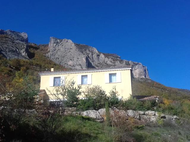 Maison location à Parc du Paradis, Orpierre