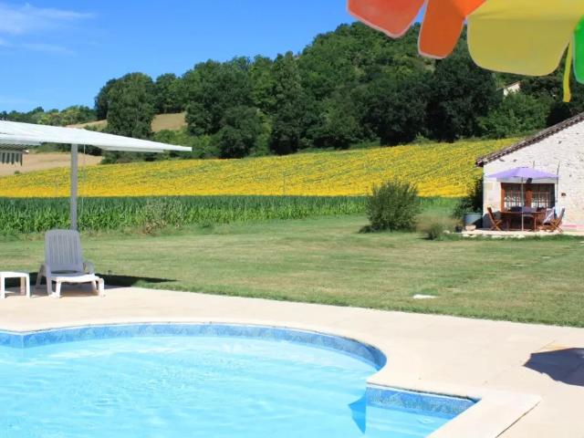 Maison location à Le Claux, Roquecor