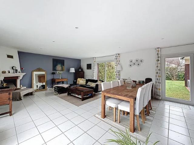 Maison location à Buloyer, Magny-les-Hameaux