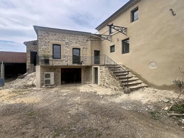 Maison location à Tournon-sur-Rhône, Sécheras