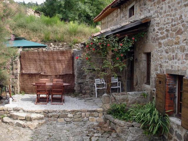 Maison location à Barnaud, Saint-Alban-d'Ay