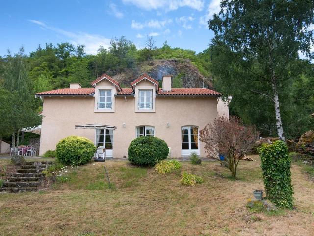 Maison location à Vals-près-le-Puy, Haute-Loire