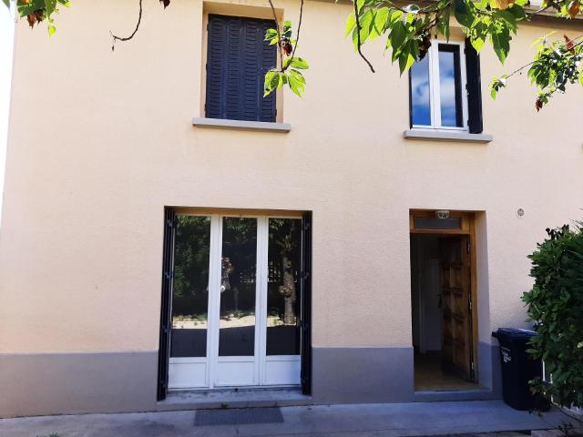 Maison location à Montbrison, Montverdun