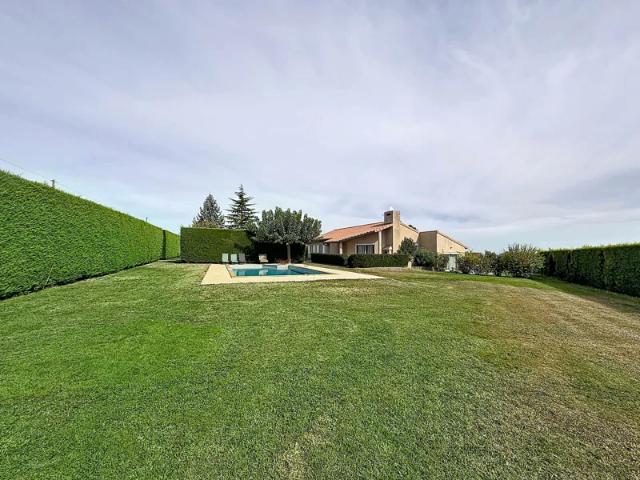 Maison location à Le Village, Cheminas