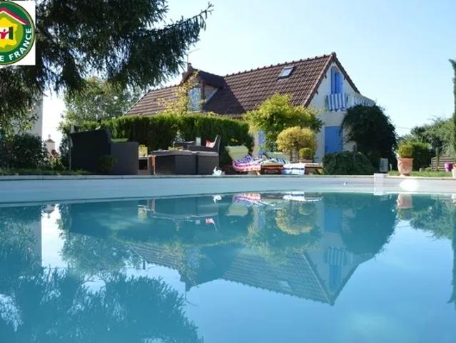 Maison location à Château-Chinon (Ville), Montambert