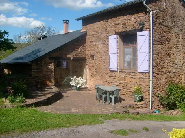 Maison location à La Claparède, Laval-Roquecezière