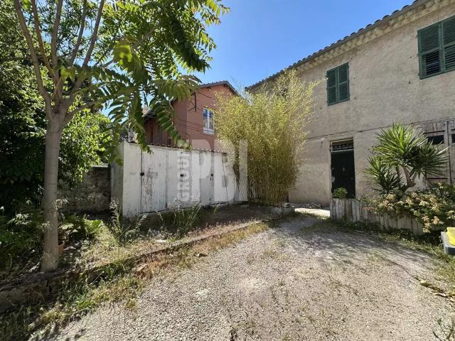 Maison location à Arrondissement de Toulon, Toulon