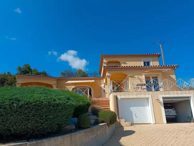 Maison location à Nîmes, Bellegarde
