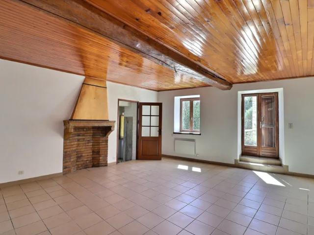 Maison location à La Tour-du-Pin, Creys-mépieu