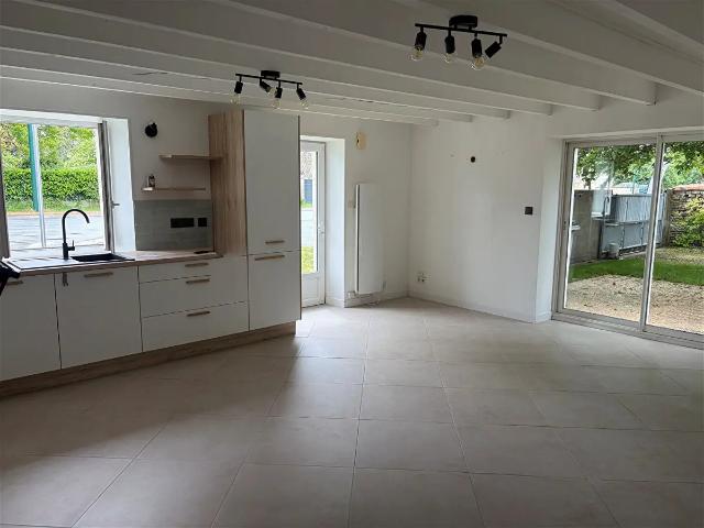 Maison location à La Rochelle, Ferrières
