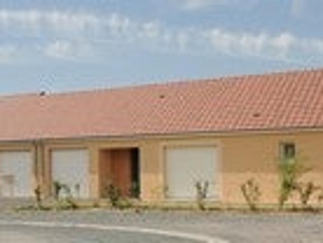 Maison location à Pruniers, Indre