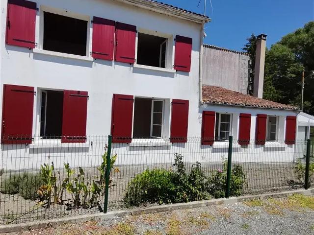 Maison location à Les Guillots, Chermignac