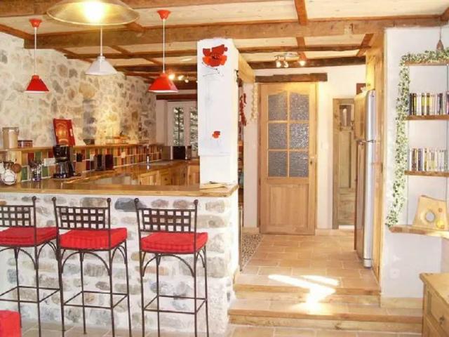 Maison location à Vallon-Pont-d'Arc, Ardèche
