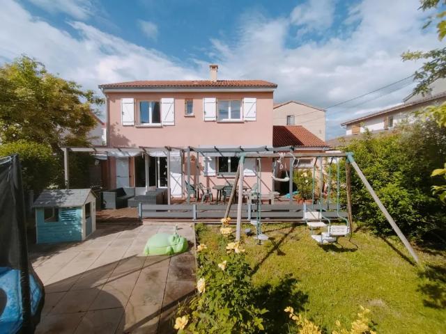 Maison location à Riom, Auvergne-Rhône-Alpes