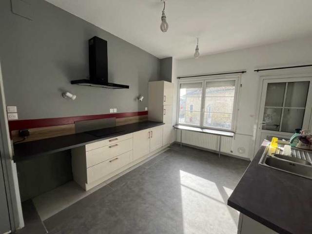 Maison location à Niort, Mellé