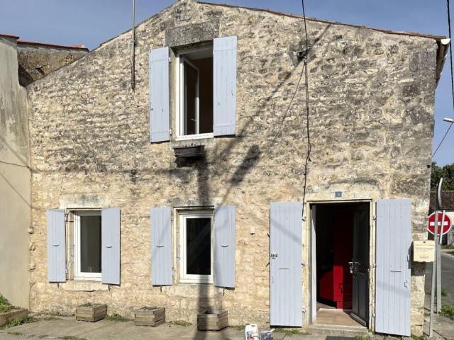 Maison location à Pont-l'abbé-d'arnoult, La Madeleine