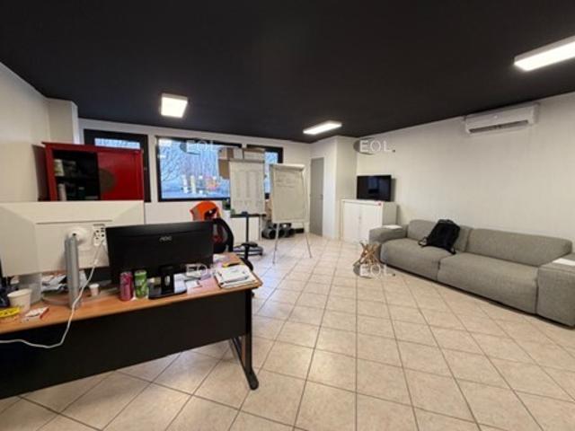 Local Commercial location à Sarcelles