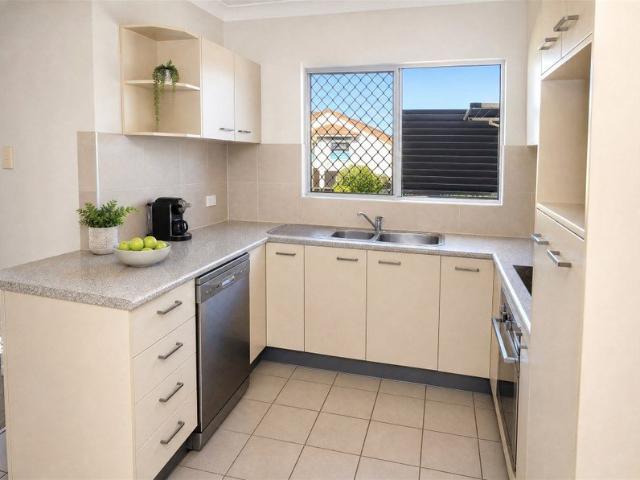 Apartment for rent in Toombul, Queensland
