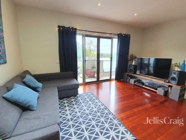 Townhouse for rent in Reservoir, Melbourne