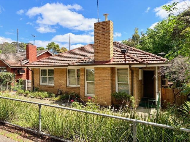 House for sale in Mount Waverley, Melbourne