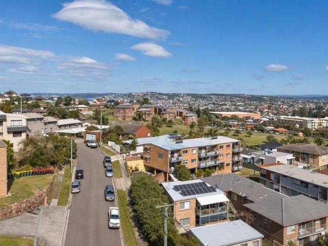 Apartment for sale in Newcastle, Newcastle-Maitland