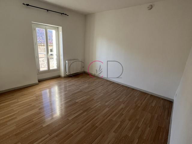 Appartement location à Apt, La Tour-d'aigues