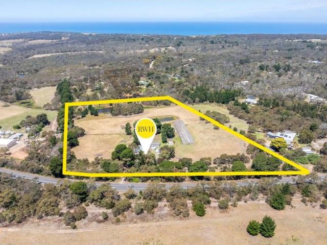Cottage for sale in Bellbrae, Victoria