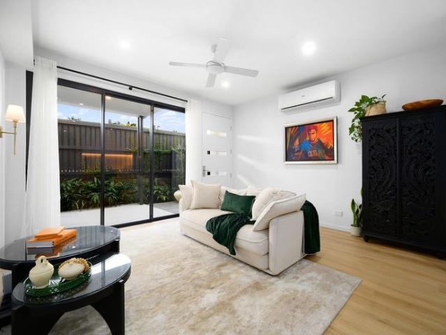 Townhouse for rent in Fernbrook, Queensland