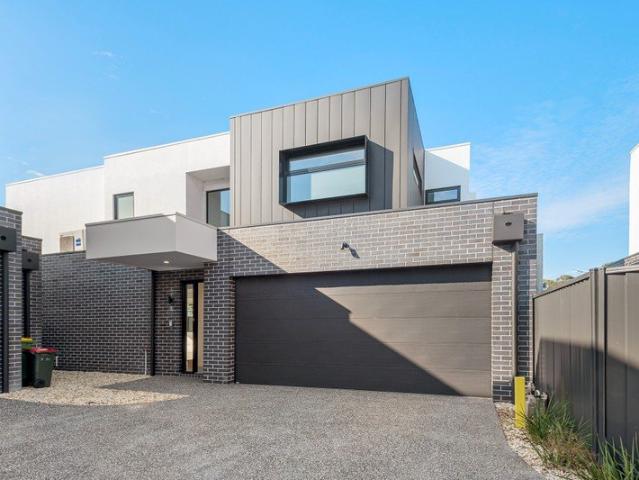 Townhouse for rent in Rosebud, Melbourne