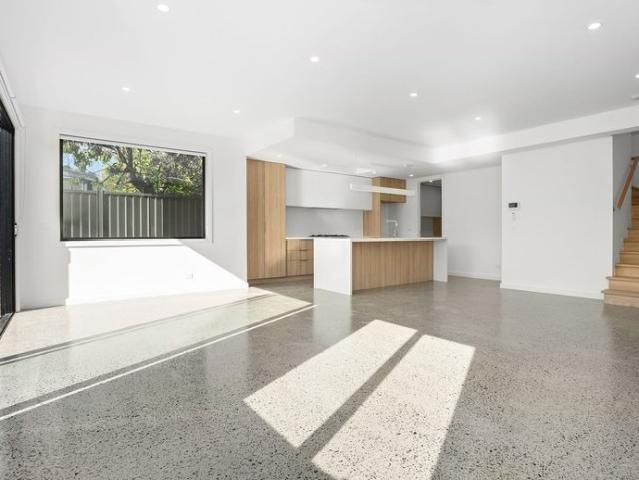 Townhouse for rent in Camerons Creek, Victoria