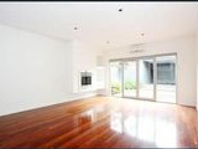 Townhouse for rent in Camerons Creek, Victoria