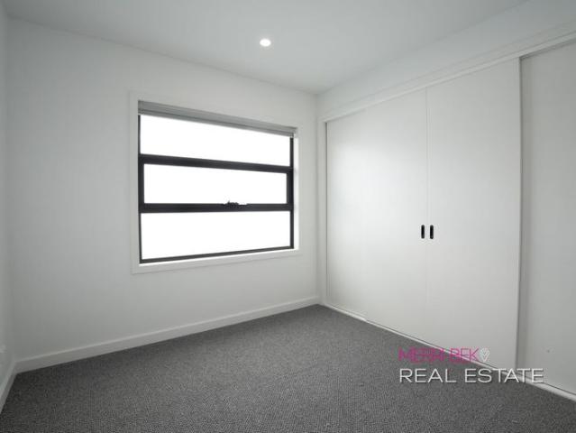 Townhouse for rent in Camerons Creek, Victoria