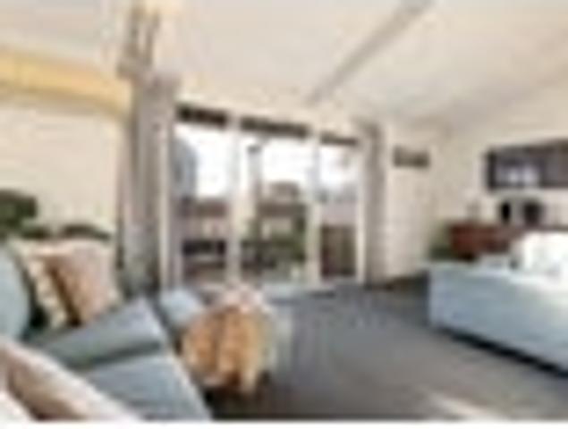 Apartment for sale in Merivale, Canterbury